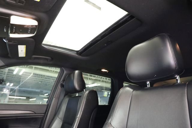 Used 2015 Jeep Grand Cherokee Altitude image 27