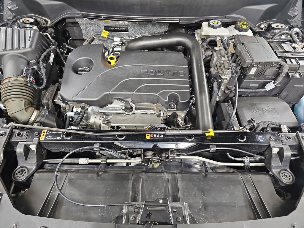 Certified 2024 GMC Terrain SLT w/ LPO, Floor Liner Package image 36