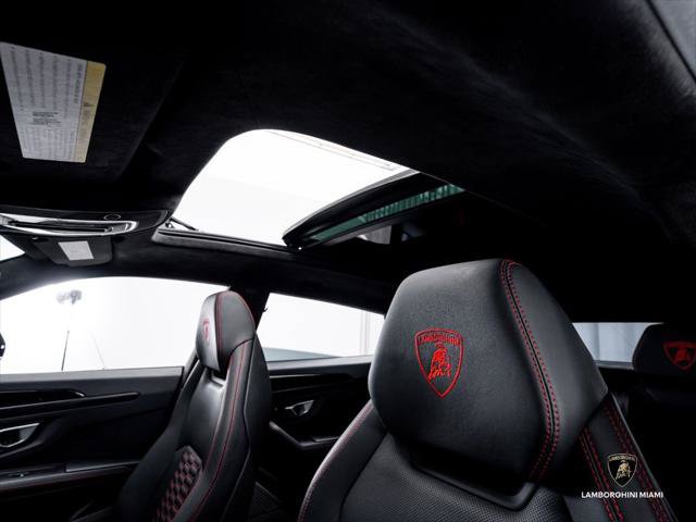 Used 2023 Lamborghini Urus S AWD/4WD image 24