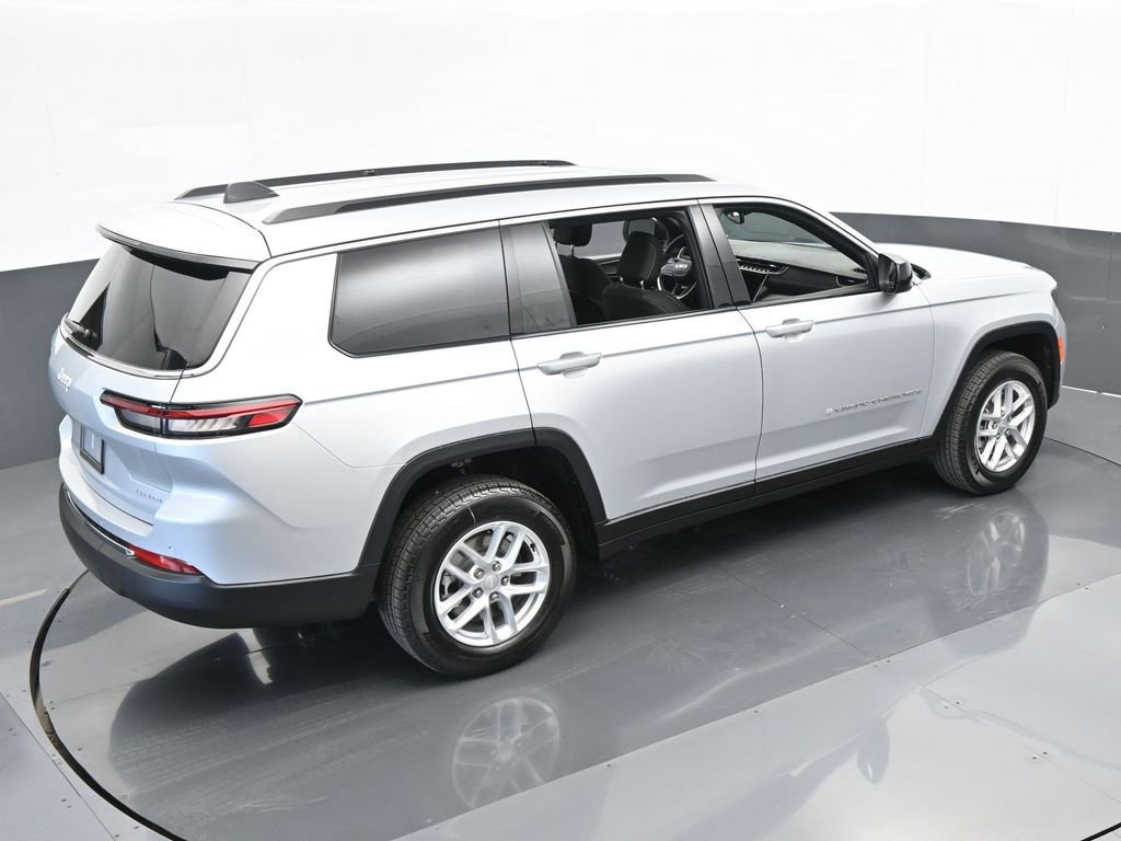 Used 2024 Jeep Grand Cherokee L Laredo image 42