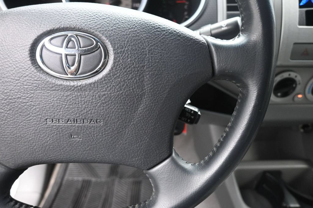 Used 2006 Toyota Tacoma PreRunner RWD image 14