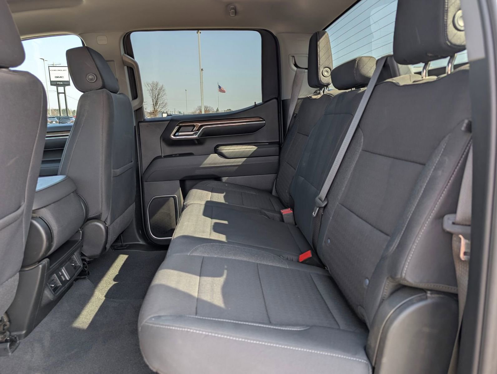 Used 2024 Chevrolet Silverado 1500 LT image 26