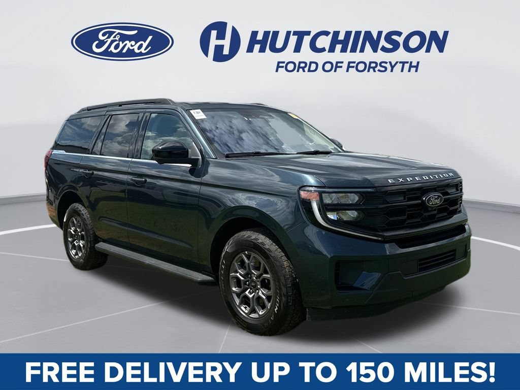 Certified 2025 Ford Expedition Active AWD/4WD image 1