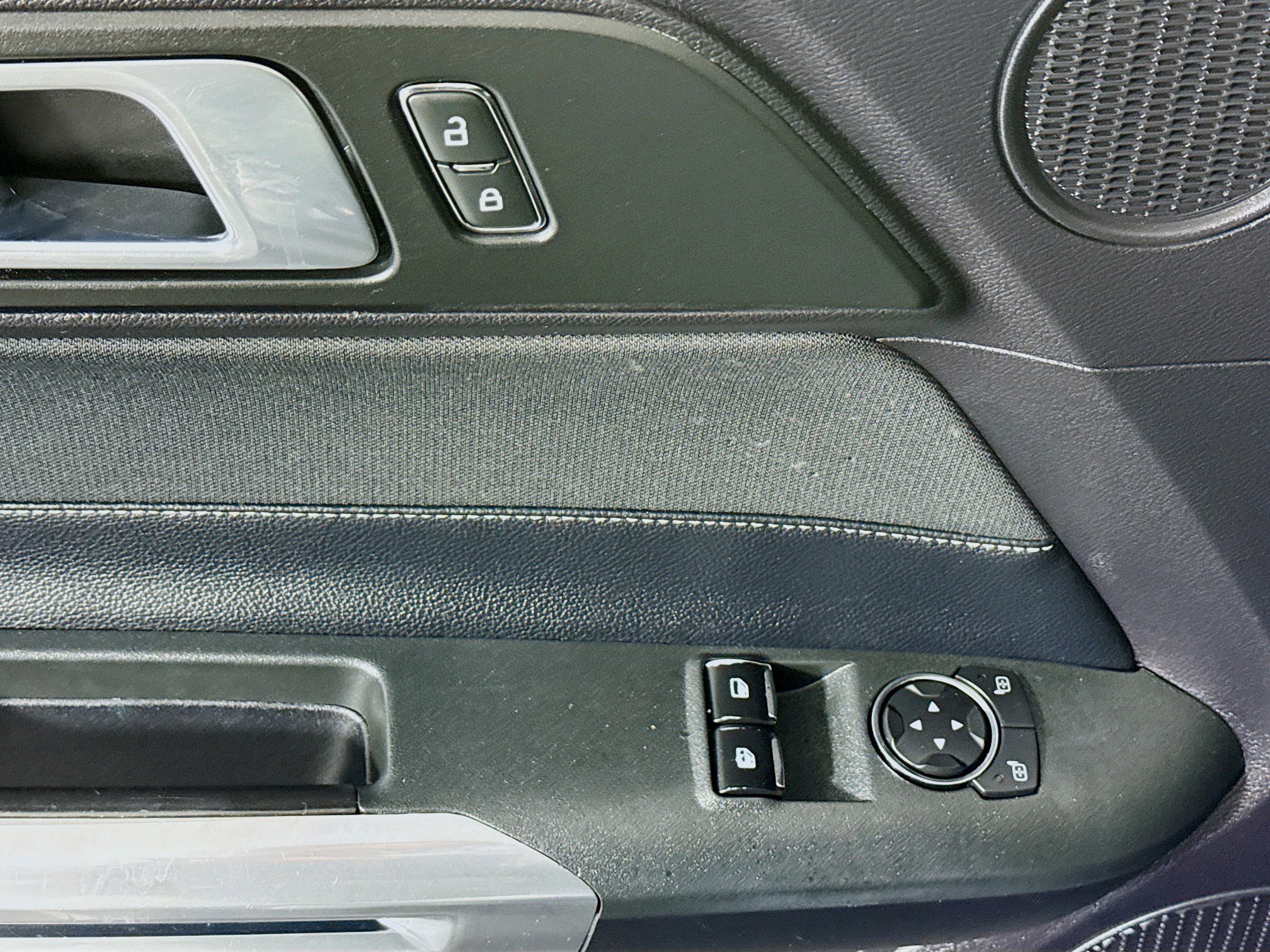 Used 2018 Ford Mustang EcoBoost w/ Equipment Group 101A image 24