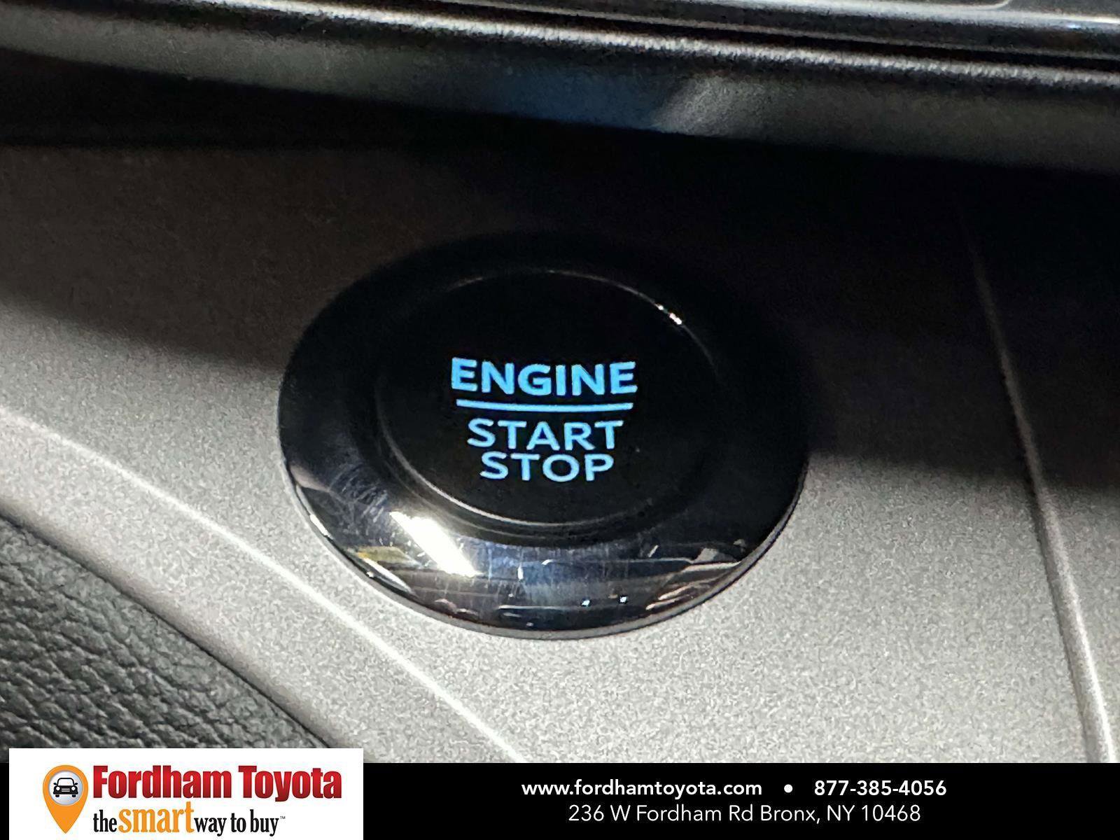 Used 2023 Ford Explorer XLT w/ Equipment Group 202A image 26