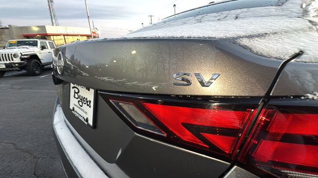 Used 2024 Nissan Sentra SV image 38