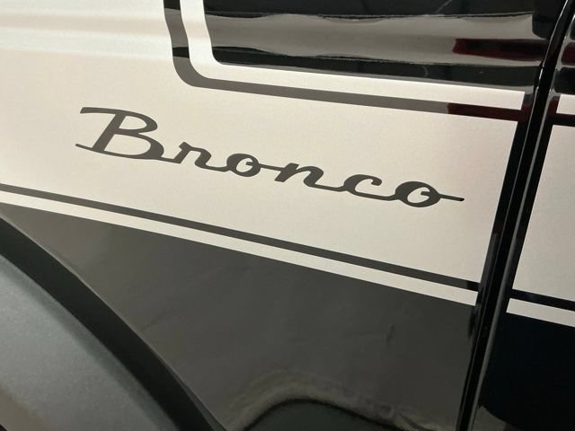Used 2023 Ford Bronco Black Diamond AWD/4WD image 10