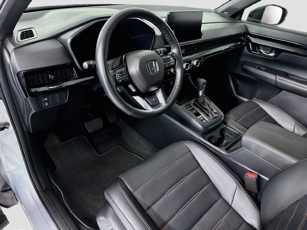 Certified 2025 Honda CR-V Sport Touring image 9