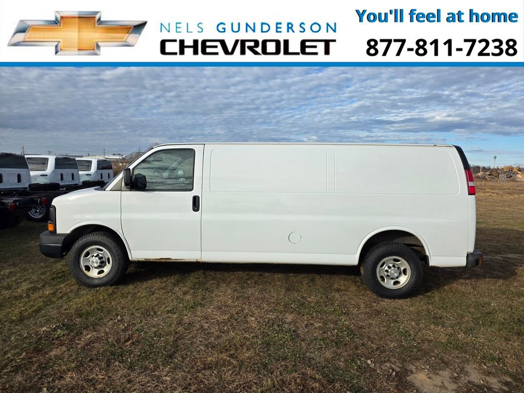 Used 2015 Chevrolet Express 3500 Extended image 3