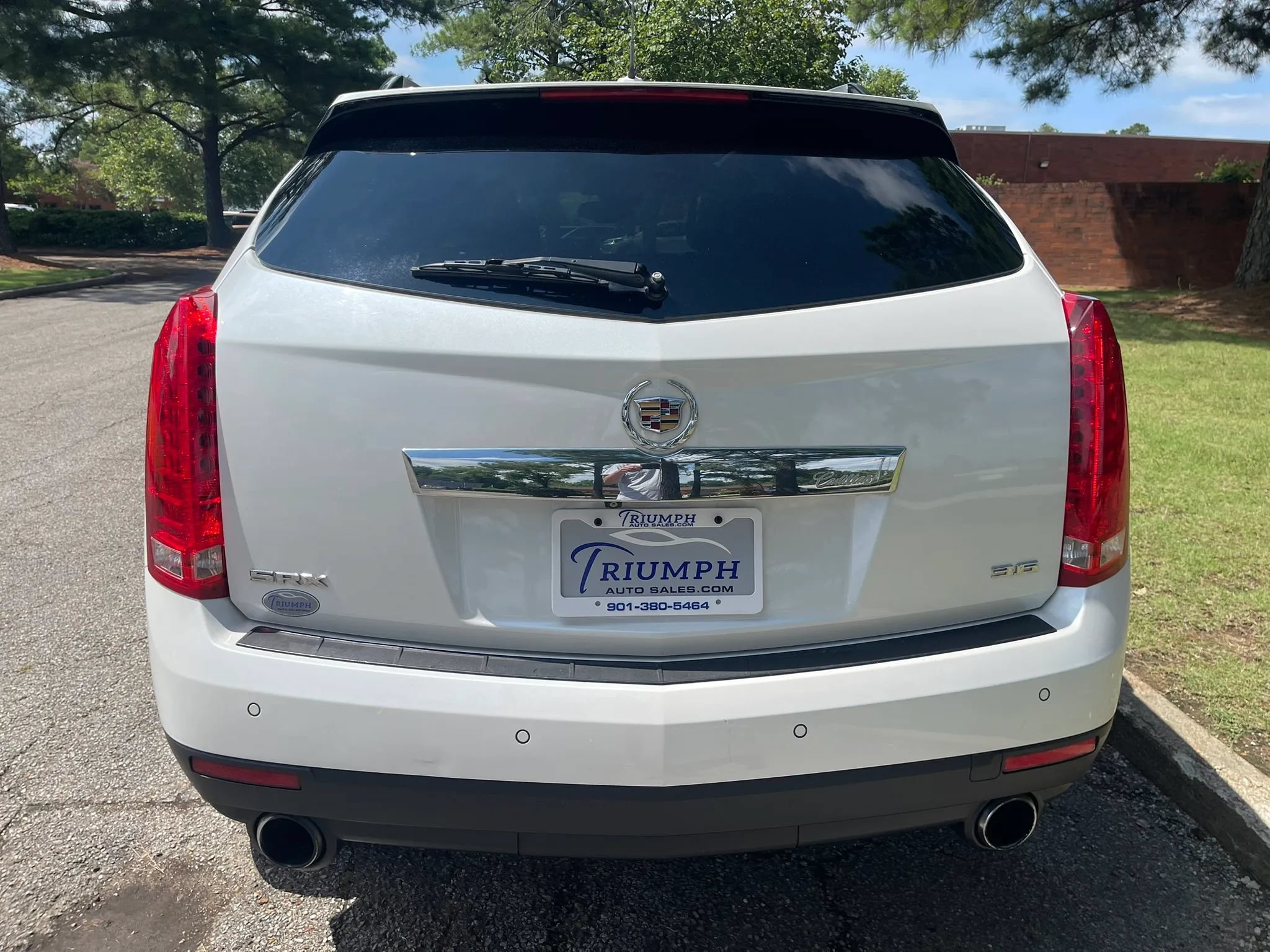 Used 2016 Cadillac SRX Premium FWD image 4