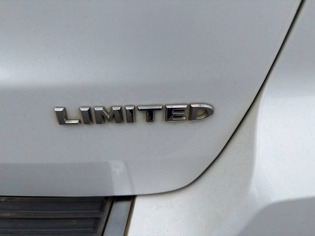 Used 2017 Jeep Grand Cherokee Limited RWD image 9