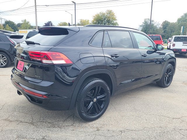 Used 2023 Volkswagen Atlas Cross Sport SEL AWD/4WD image 7