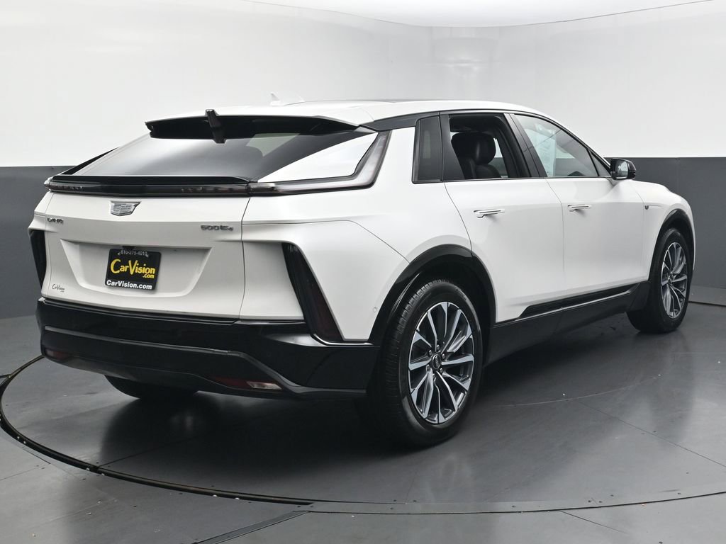 Used 2024 Cadillac Lyriq Sport AWD/4WD image 5