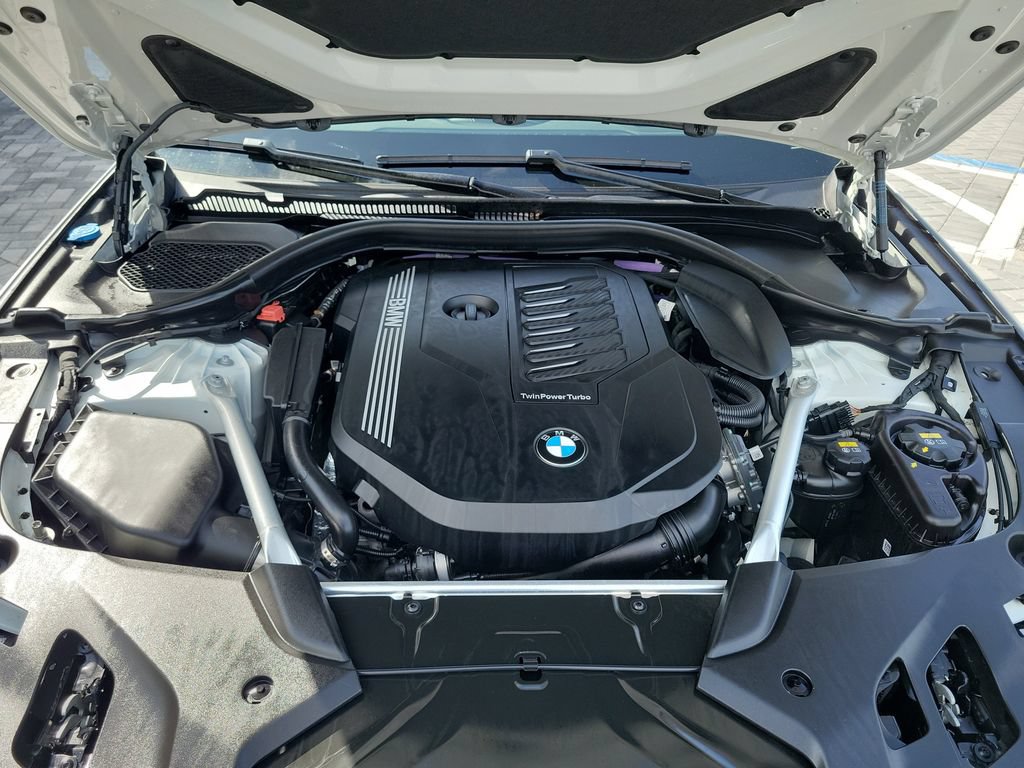 Used 2022 BMW 540i w/ M Sport Package RWD image 30