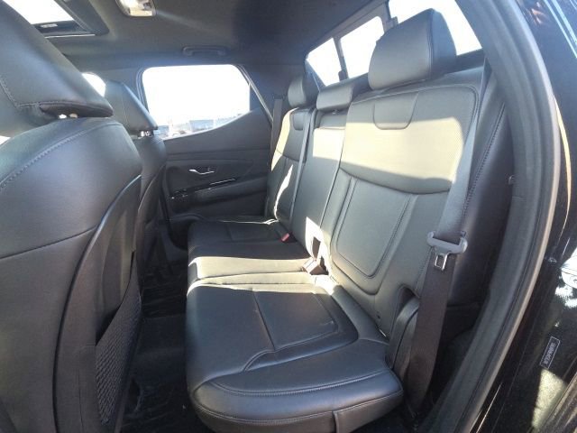 Used 2024 Hyundai Santa Cruz Limited image 17