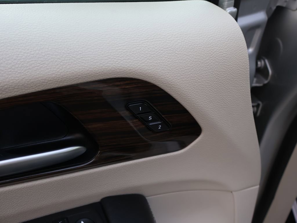 Used 2024 Chrysler Pacifica Limited image 18