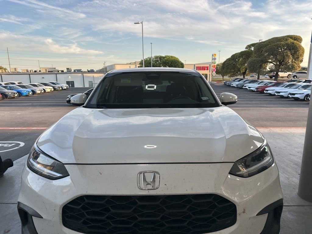 Certified 2023 Honda HR-V LX image 2