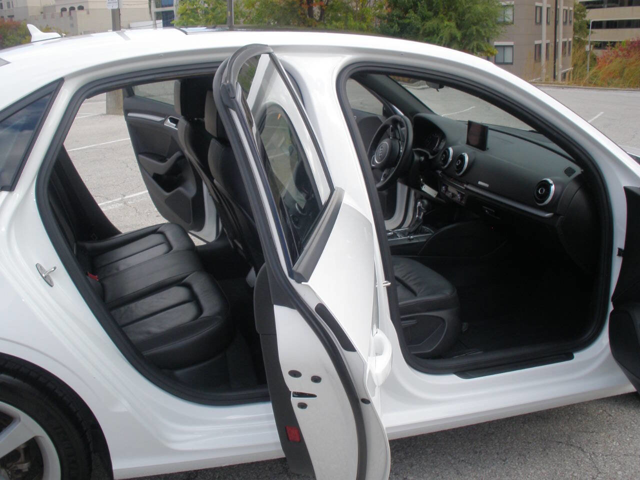 Used 2016 Audi A3 1.8T Premium image 20