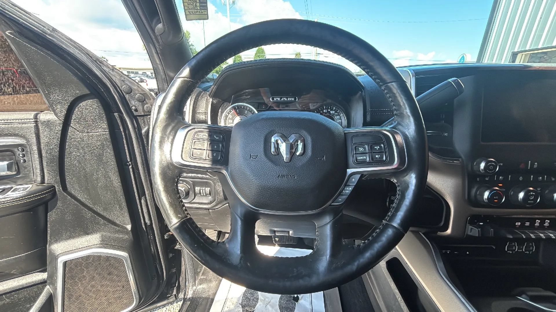 Used 2019 RAM 2500 Laramie AWD/4WD image 24