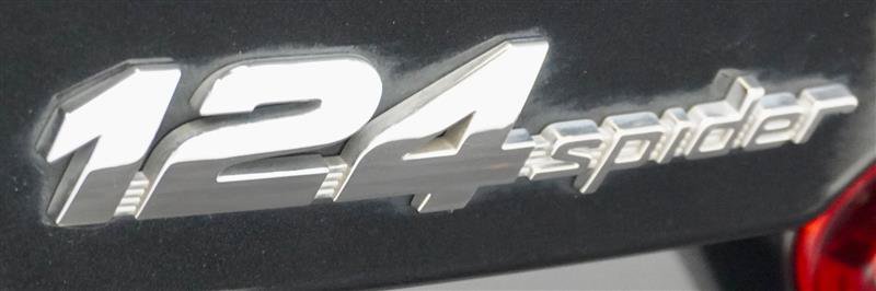 Used 2017 FIAT 124 Spider Lusso RWD image 34