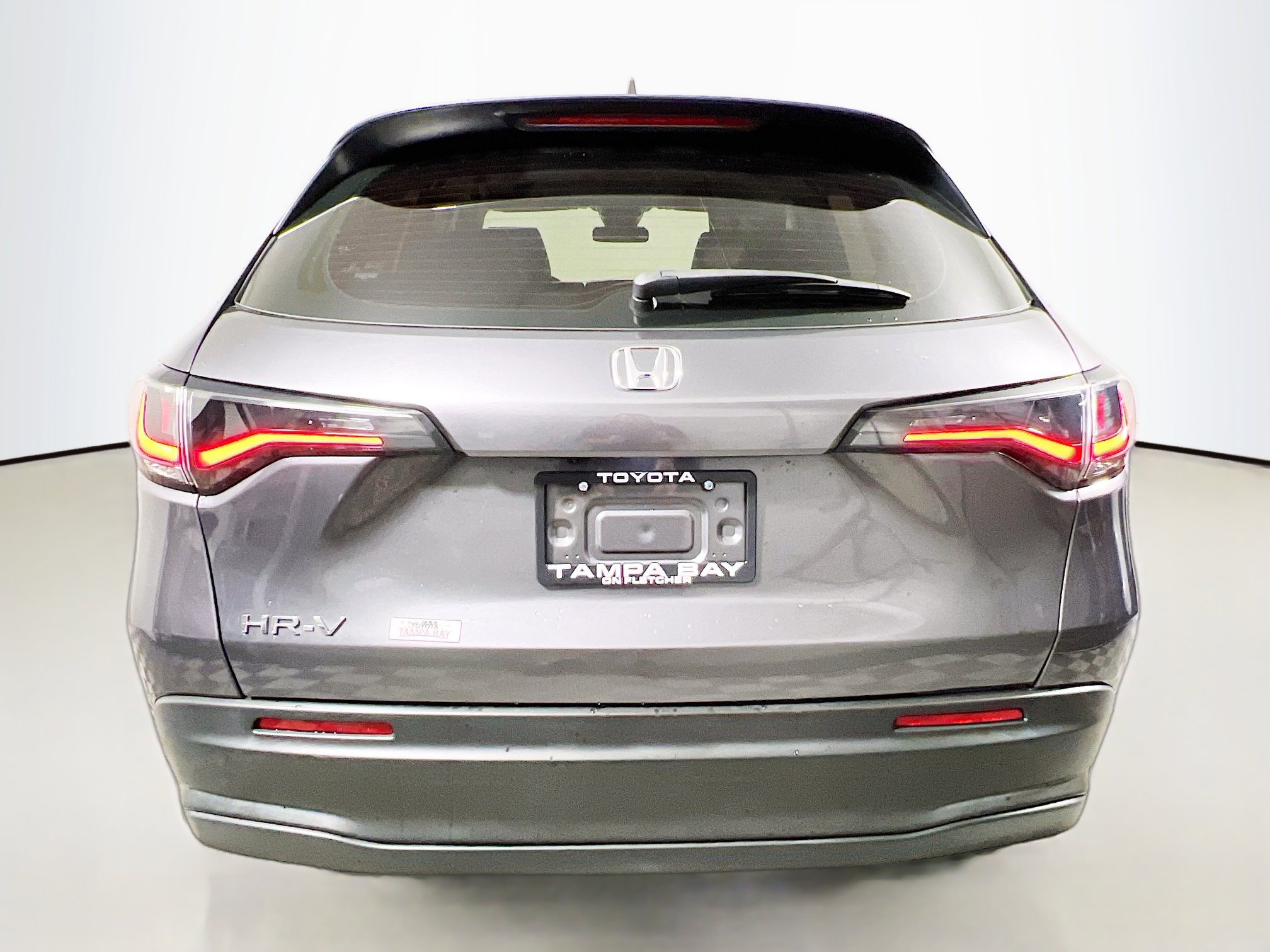 Used 2023 Honda HR-V LX image 6