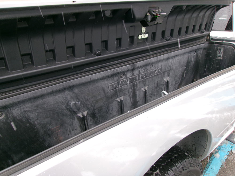 Used 2012 RAM 1500 Classic SLT w/ Popular Equipment Group AWD/4WD image 12