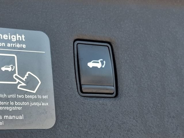 Used 2020 INFINITI QX50 Luxe w/ Navigation Package AWD/4WD image 29