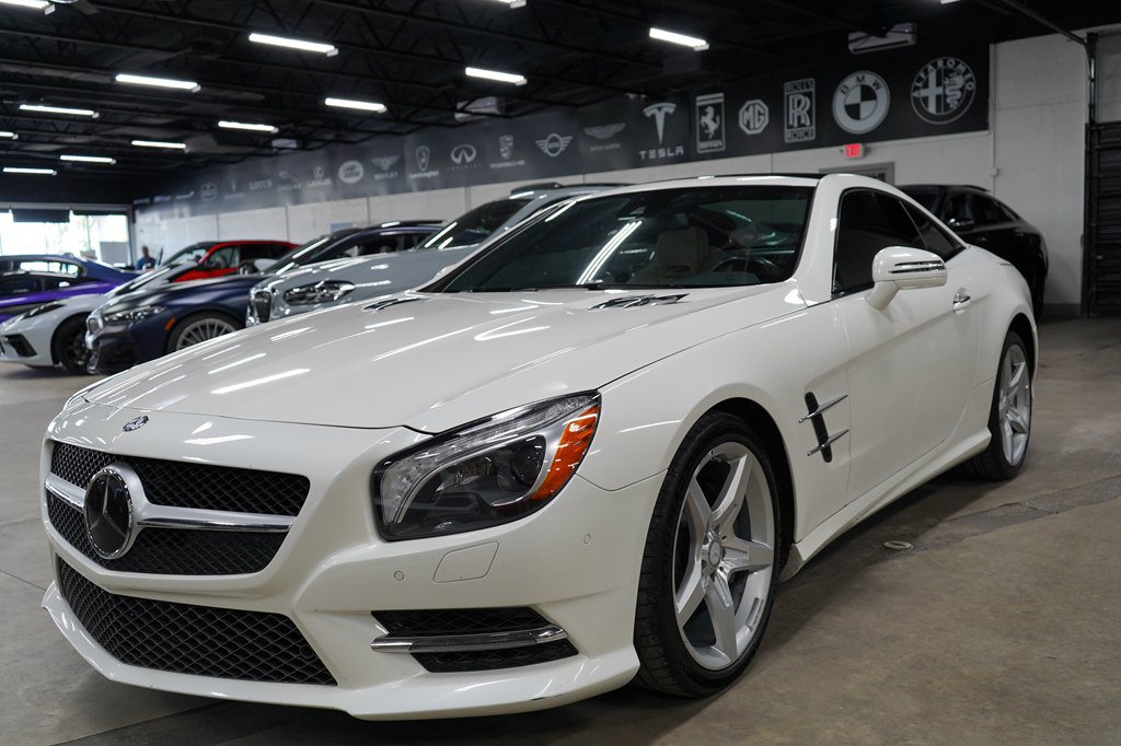 Used 2016 Mercedes-Benz SL 550 w/ Driver Assistance Package image 1