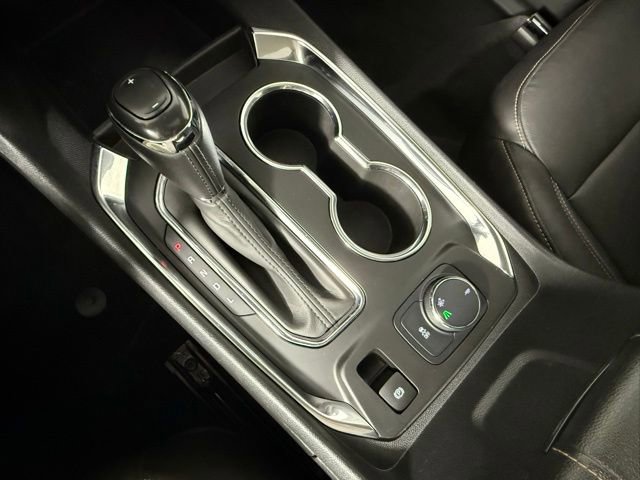 Used 2020 Chevrolet Traverse LT w/ LT Premium Package FWD image 26