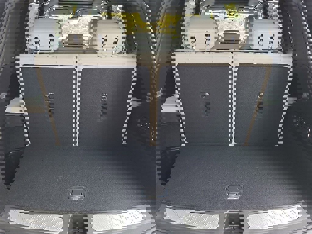 New 2026 Cadillac Vistiq Sport image 28