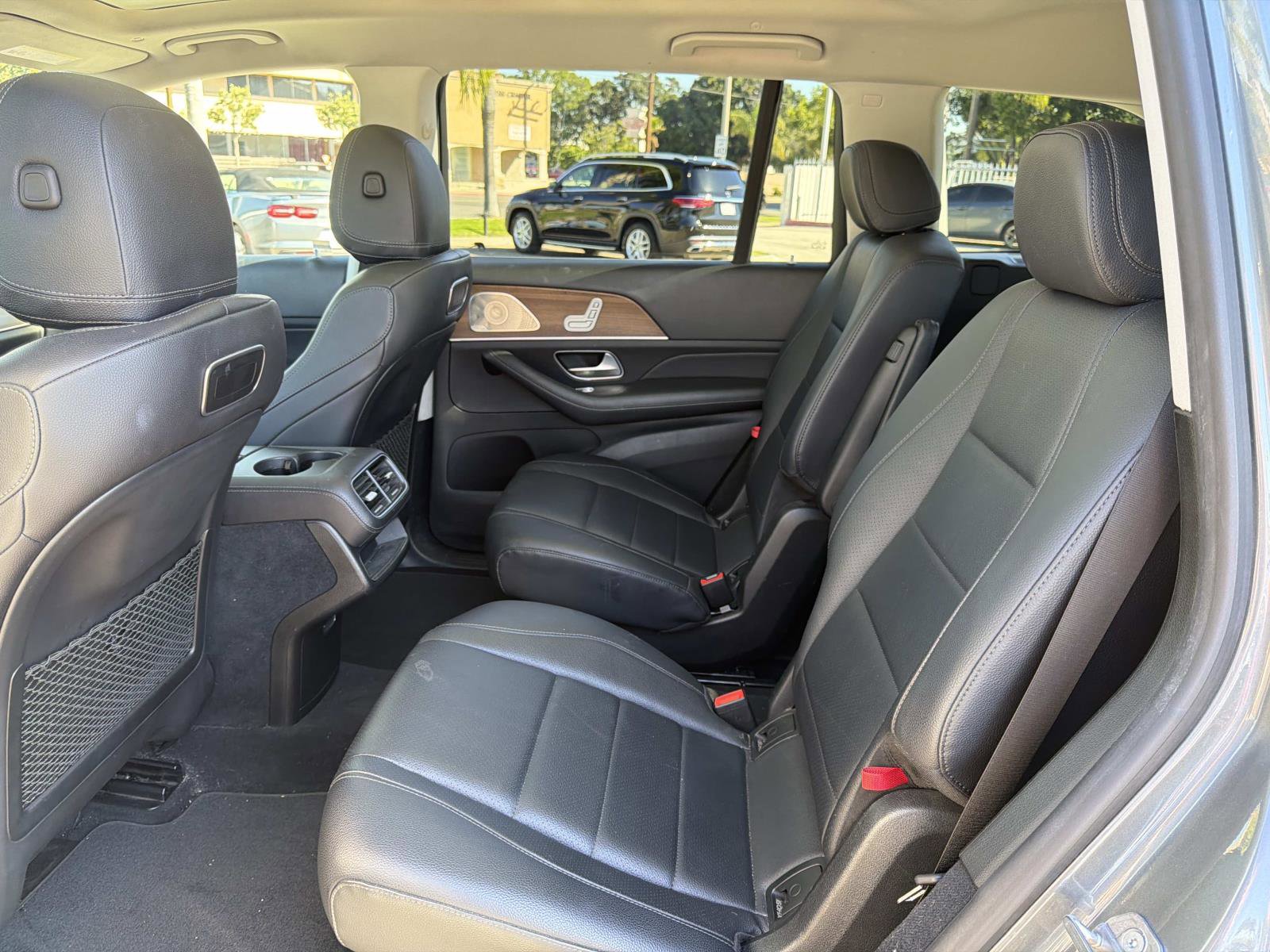 Used 2020 Mercedes-Benz GLS 450 4MATIC image 21