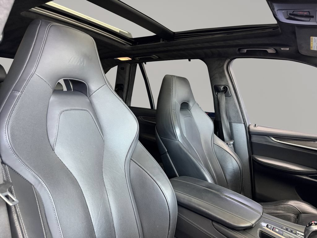 Used 2018 BMW X5 M w/ Executive Package AWD/4WD image 15