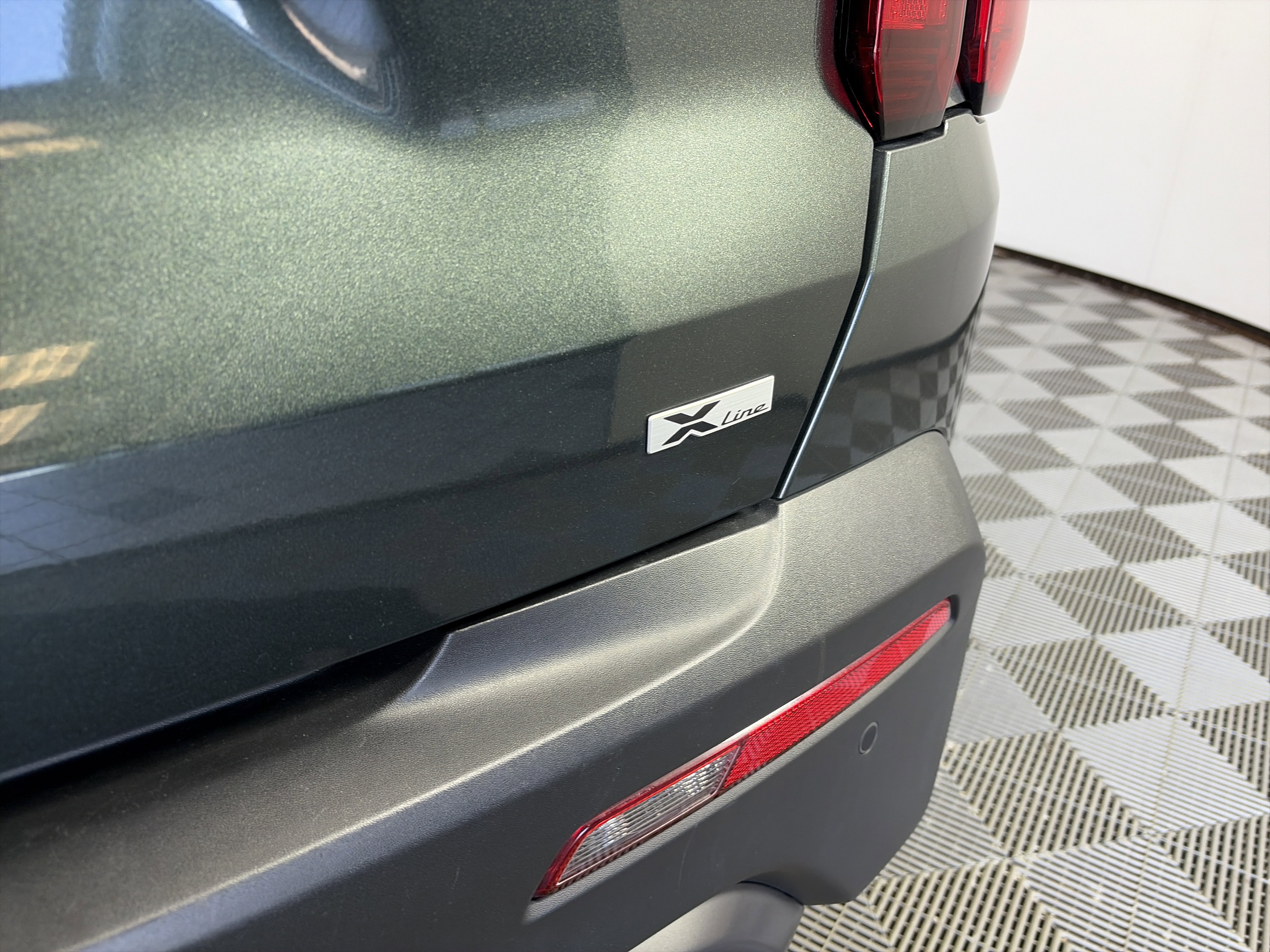 Certified 2023 Kia Sorento X-Line EX image 18