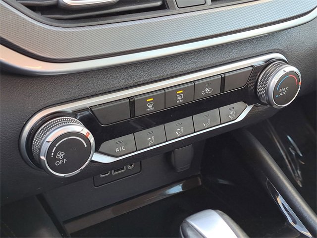 Used 2024 Nissan Altima 2.5 SR image 16