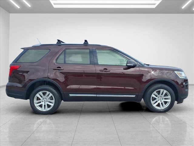 Used 2019 Ford Explorer XLT AWD/4WD image 12