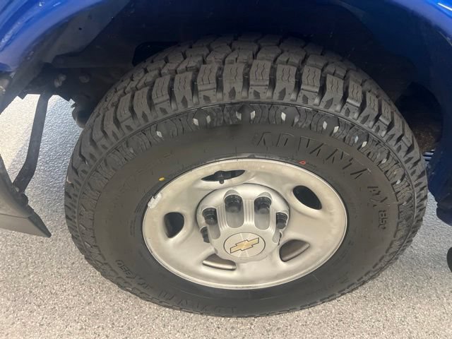 Certified 2019 Chevrolet Express 2500 w/ Communications Package RWD image 10