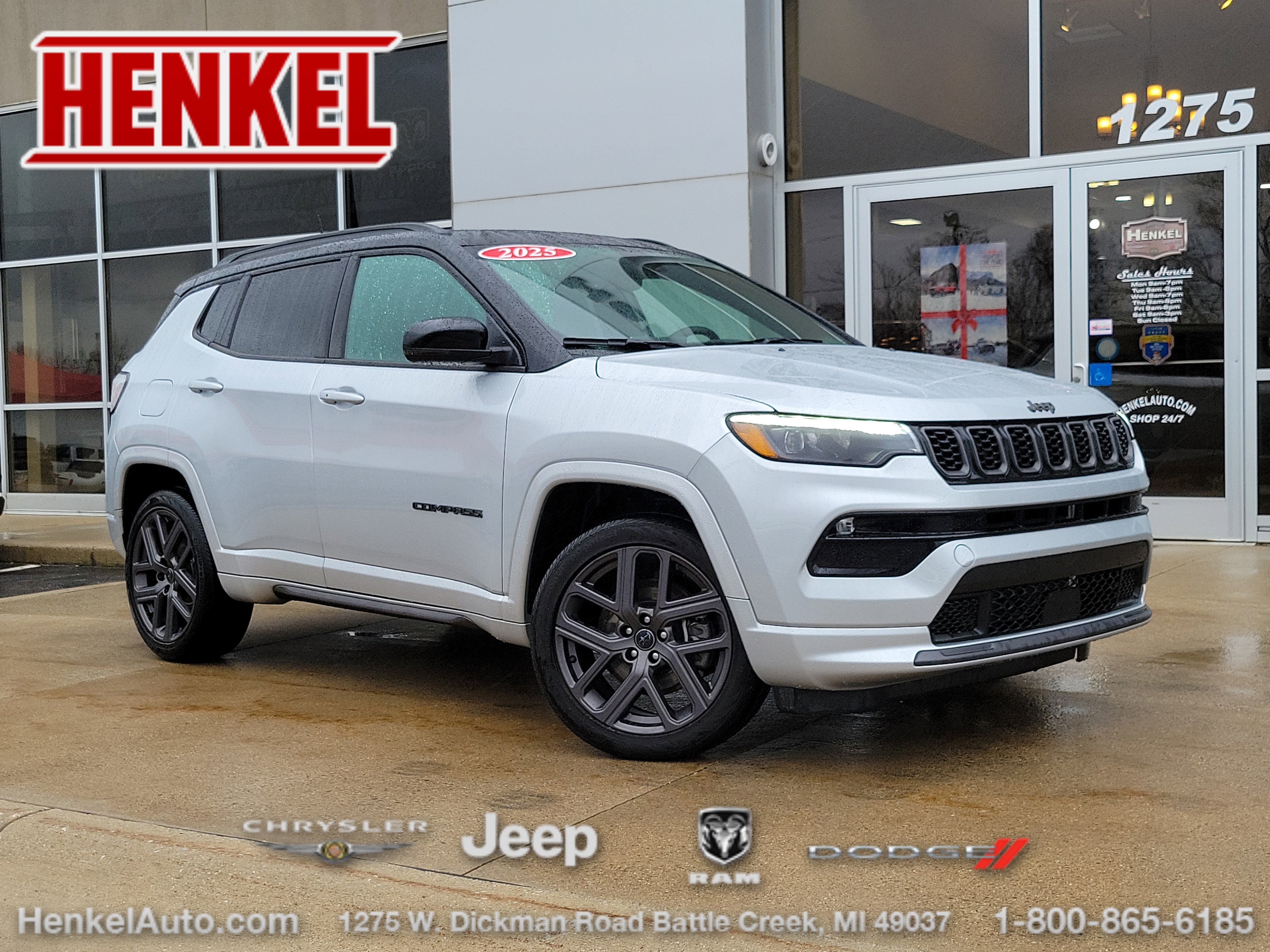Used 2025 Jeep Compass Limited w/ High Altitude Package image 1