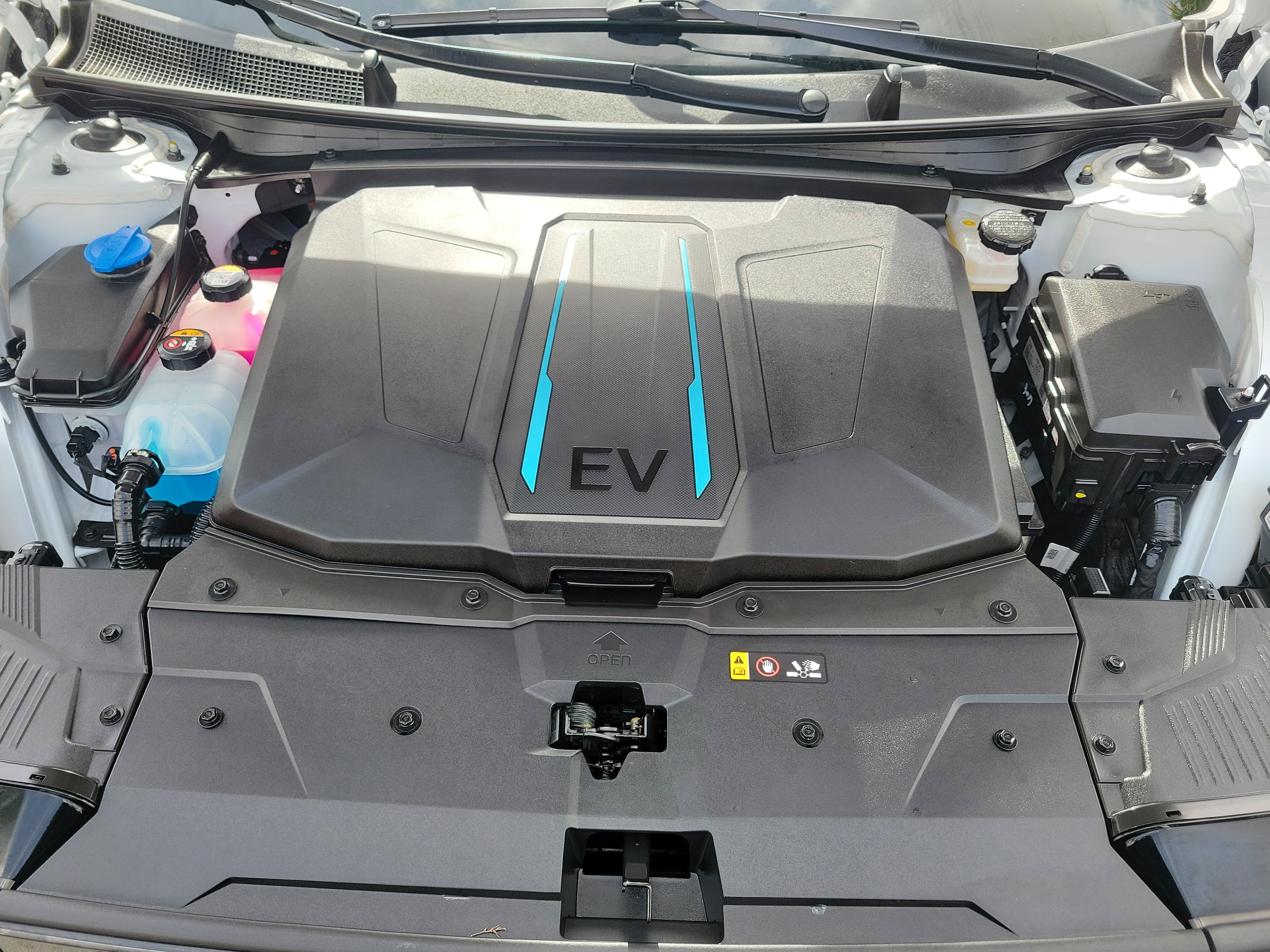 Certified 2024 Hyundai Ioniq 5 SEL RWD image 30