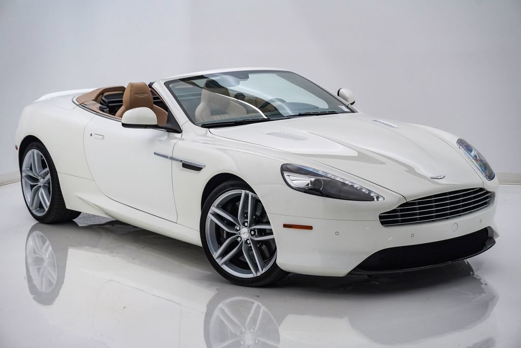 Used 2016 Aston Martin DB9 GT RWD image 3