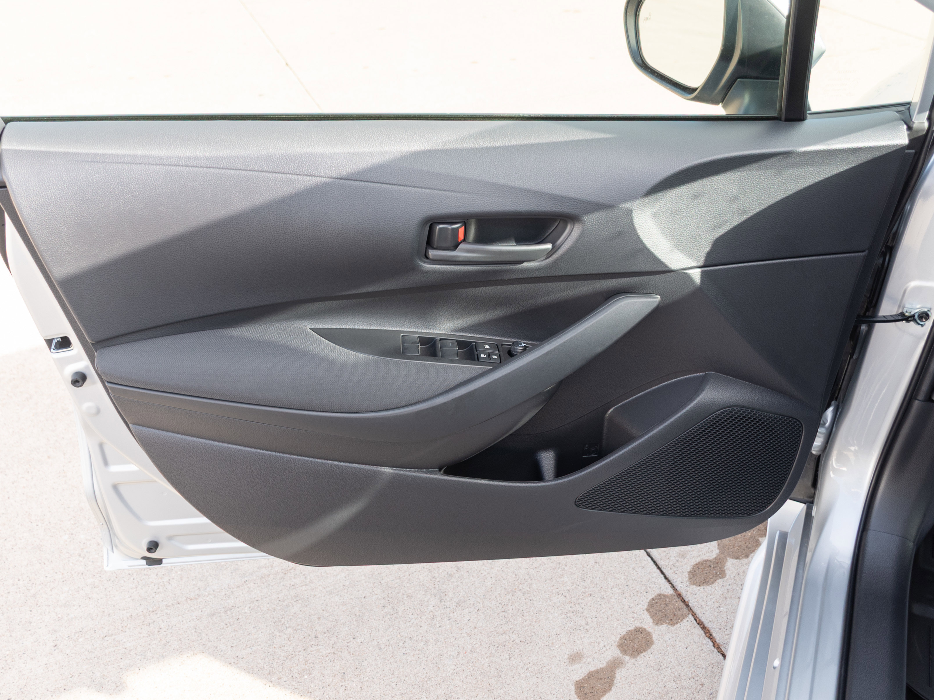 New 2026 Toyota Corolla LE image 9