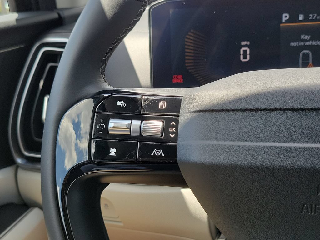 New 2026 Kia Sorento S FWD image 11