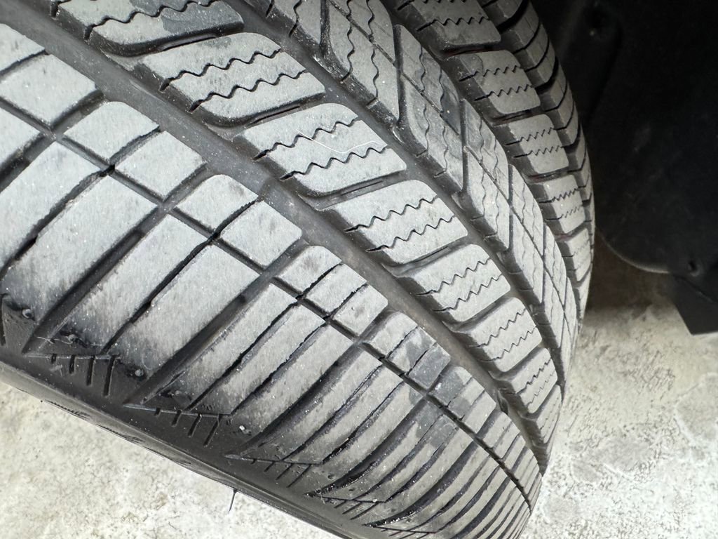 Used 2022 Volkswagen Taos SE image 31