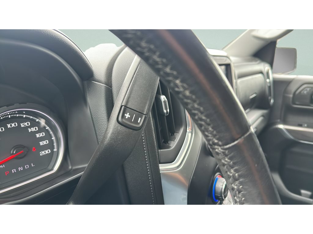 Used 2021 Chevrolet Silverado 1500 LTZ w/ LTZ Premium Package AWD/4WD image 17