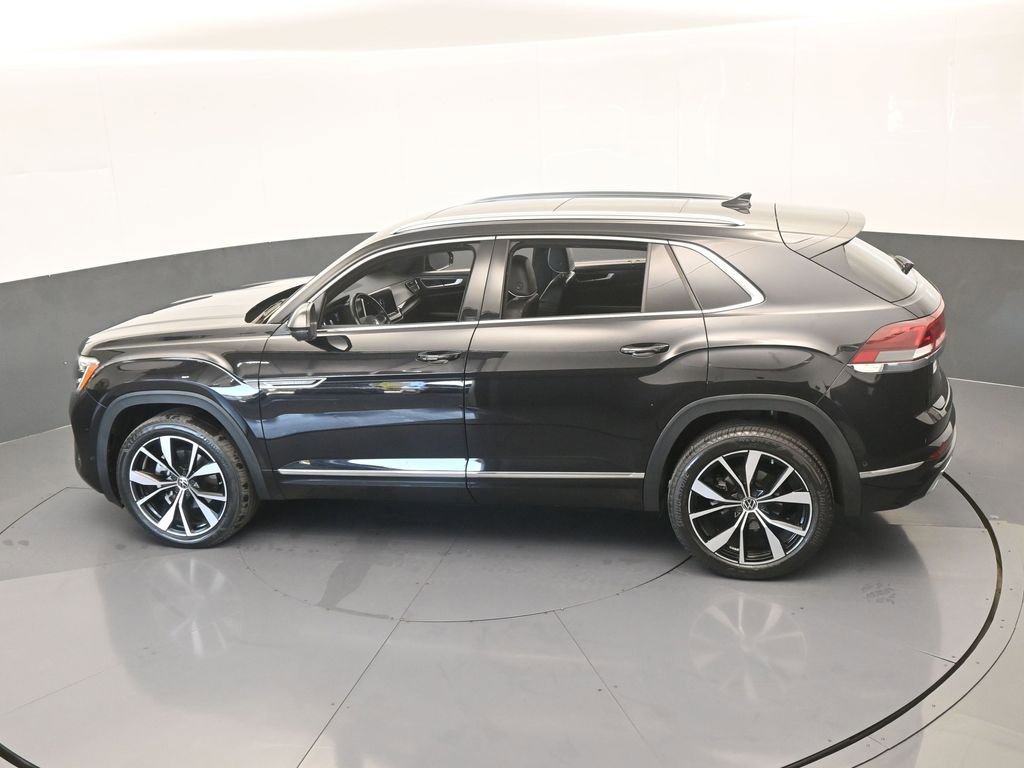 Used 2024 Volkswagen Atlas Cross Sport SEL Premium R-Line image 58
