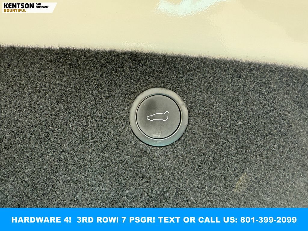 Used 2023 Tesla Model X AWD/4WD image 38