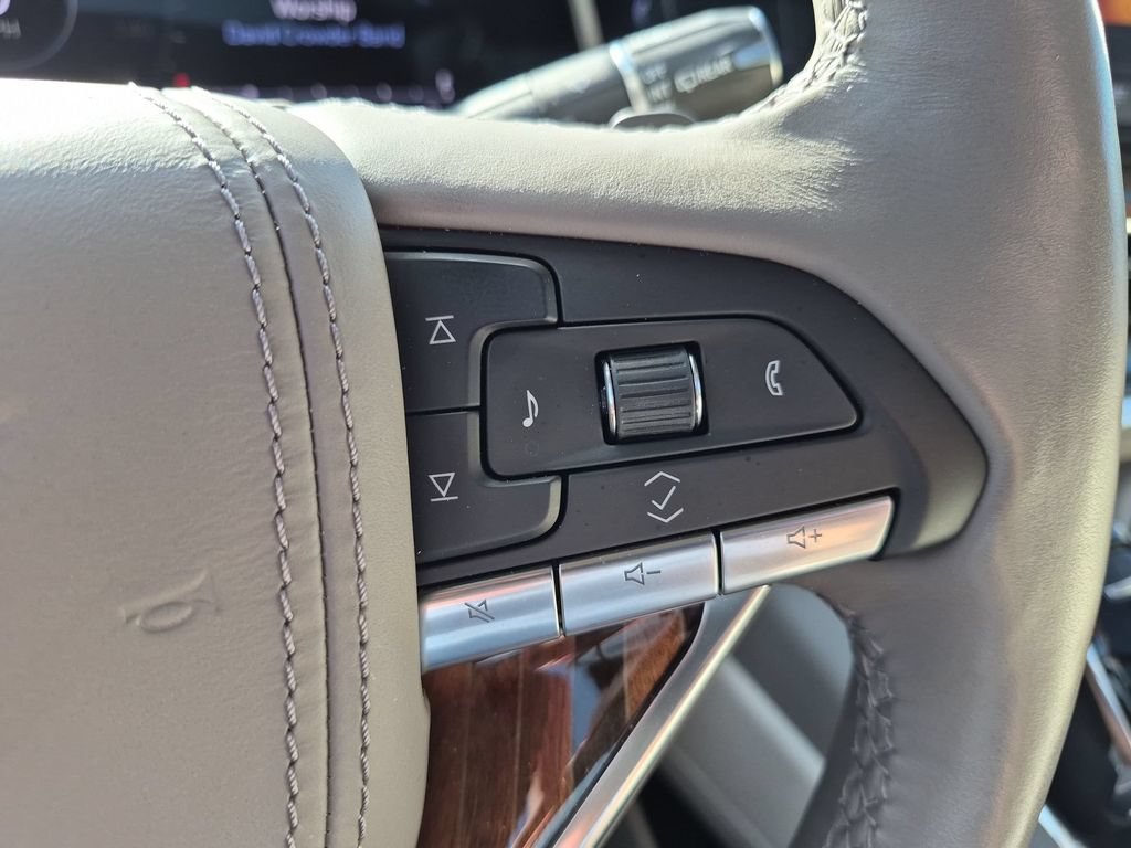 Certified 2024 Cadillac Escalade ESV Sport Platinum AWD/4WD image 16