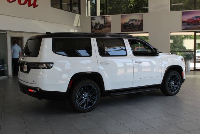 New 2026 Jeep Grand Wagoneer 4WD image 5