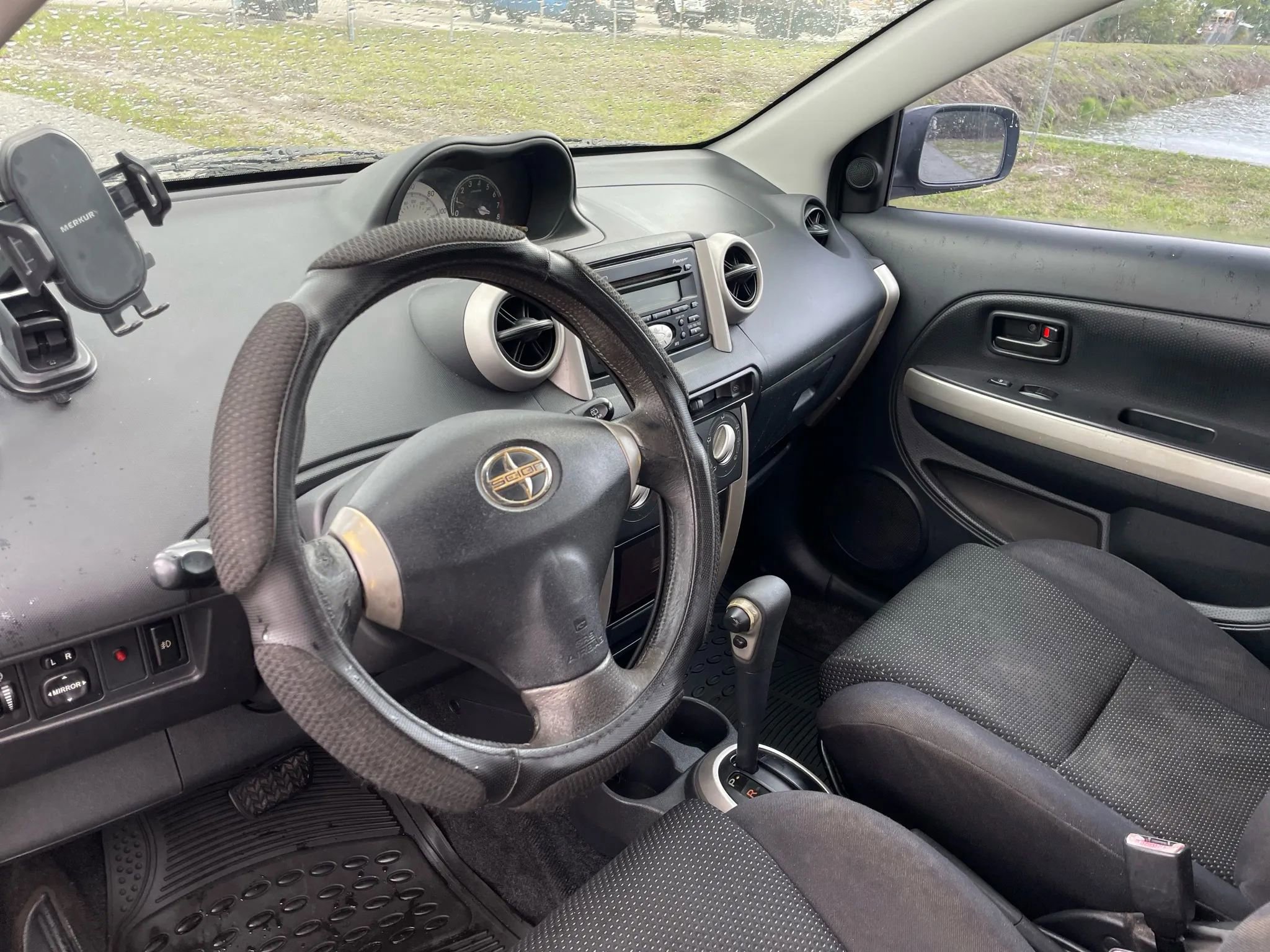 Used 2004 Scion xA image 19