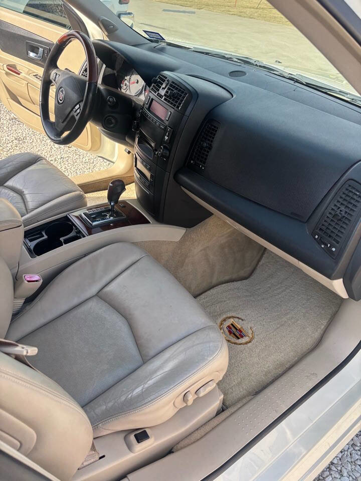 Used 2005 Cadillac SRX w/ Preferred Equipment Group image 12