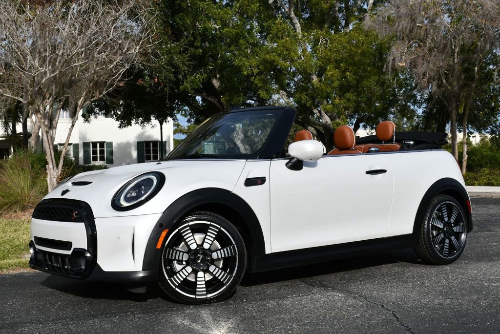 Used 2023 MINI Cooper S image 19
